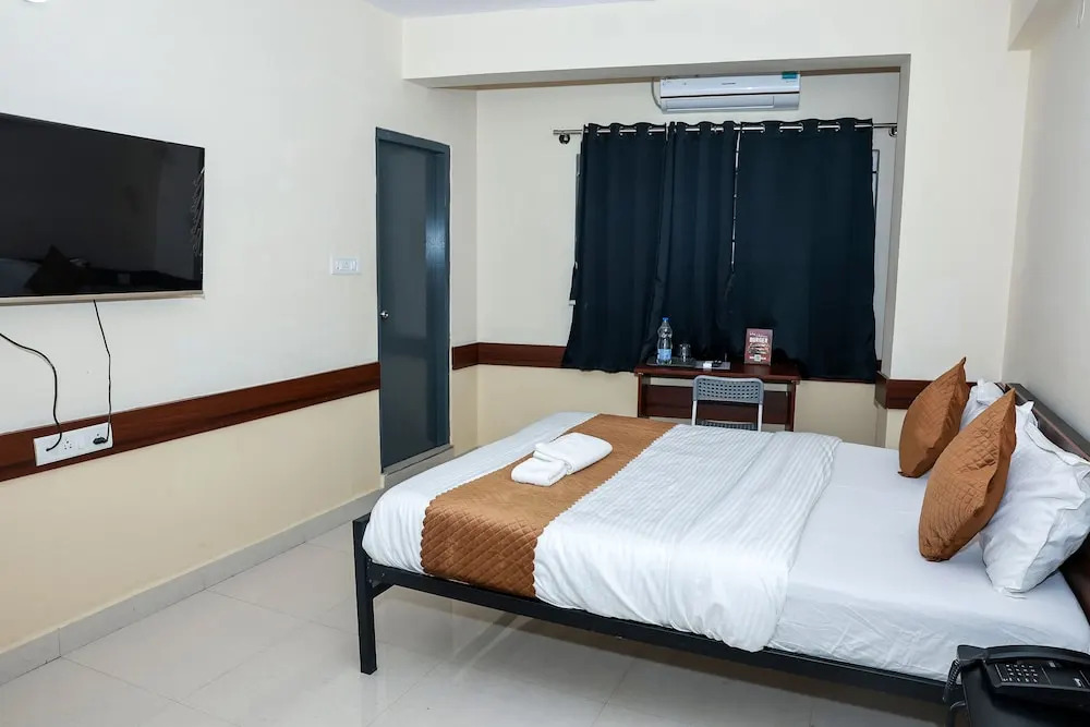 Hotel Banyan Tree