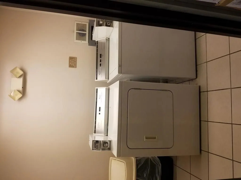 Quality Suites Paducah I-24