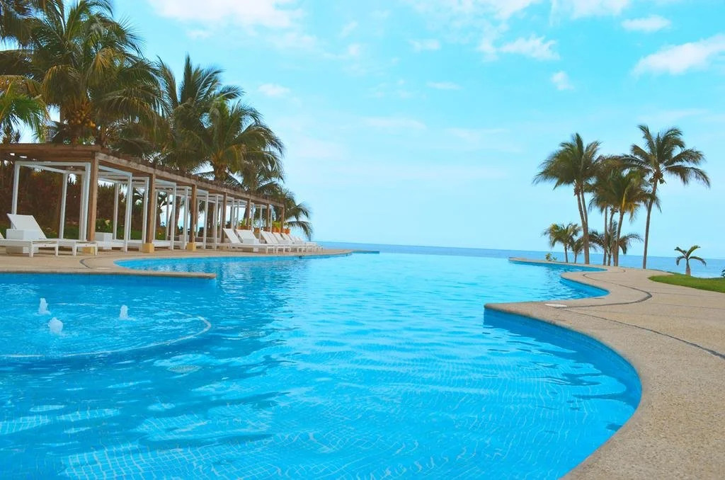 Los Veneros Resort Residences And Beach Club