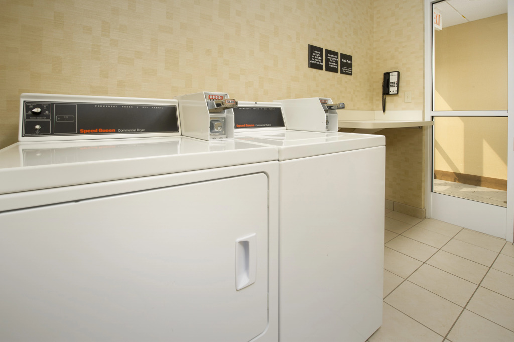 Hampton Inn Syracuse Clay
