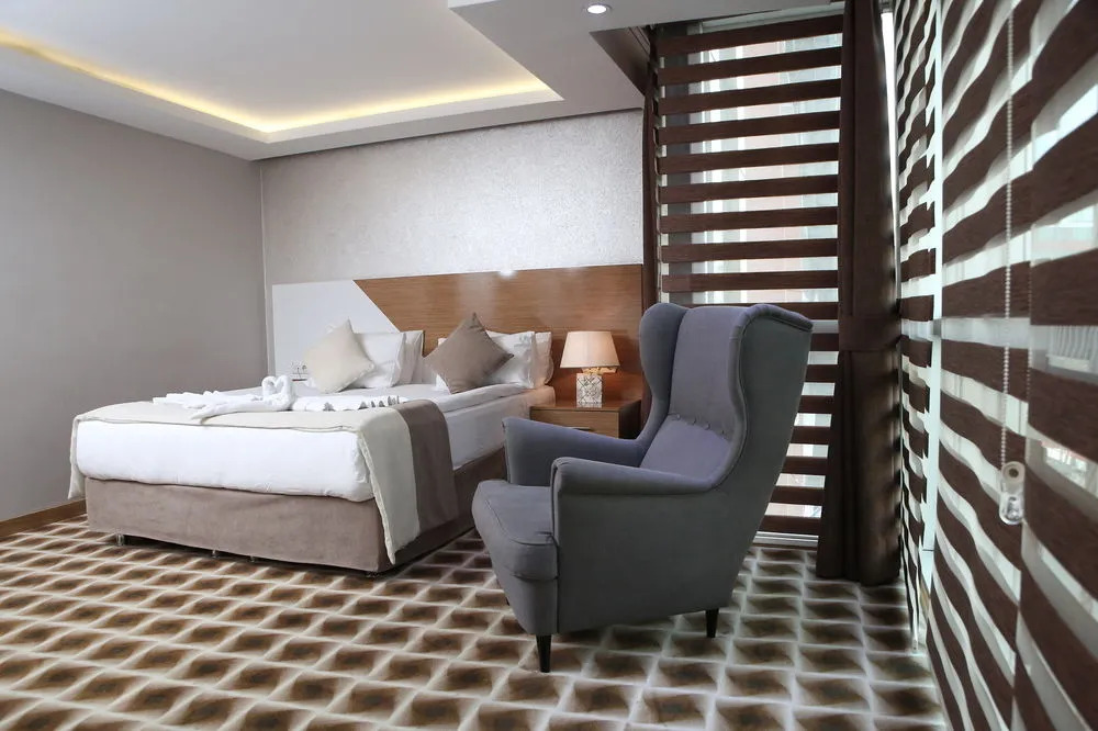 Way Hotel