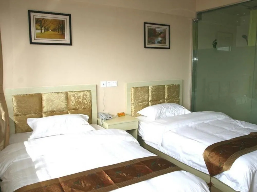 City Express Hotel