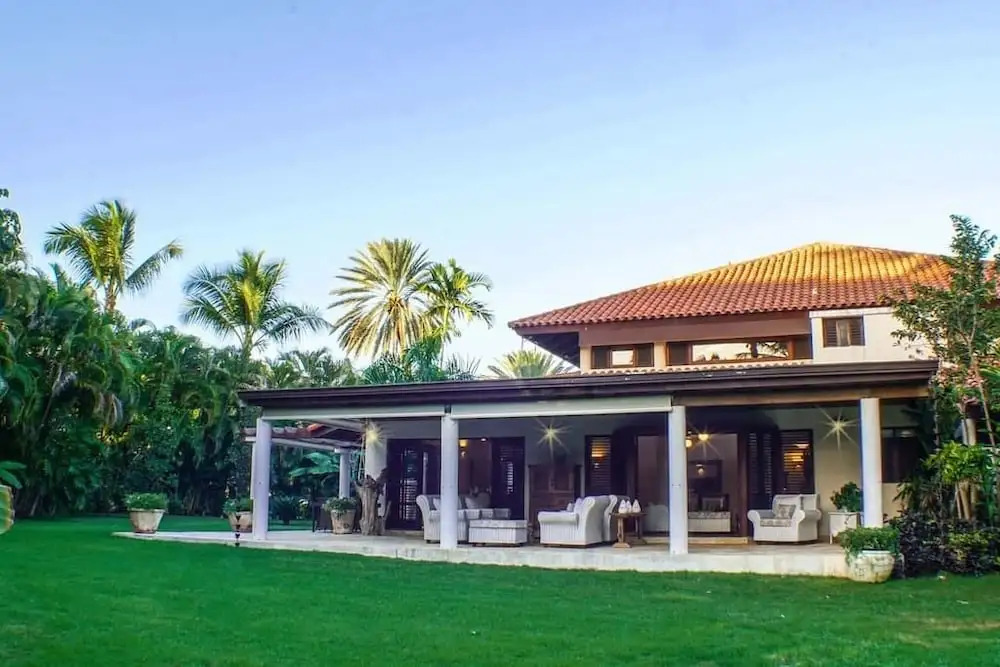 4BR Villa Las Piñas CasadeCampo by ASVR
