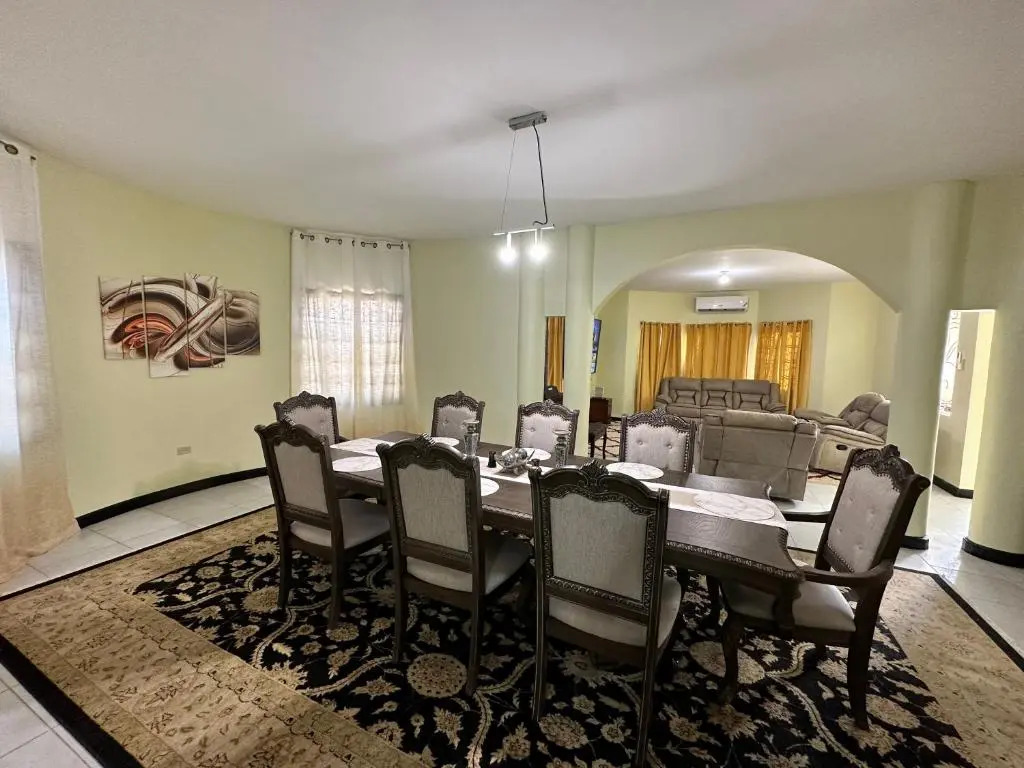 A Luxurious 4-Bedroom Private Villa with Games Room, Theatre & Modern Art