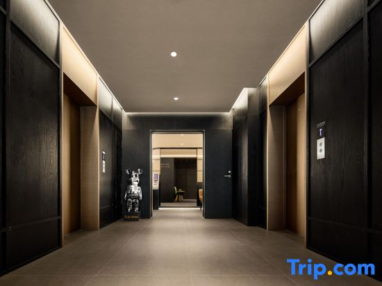 Stream Whisper Hotel