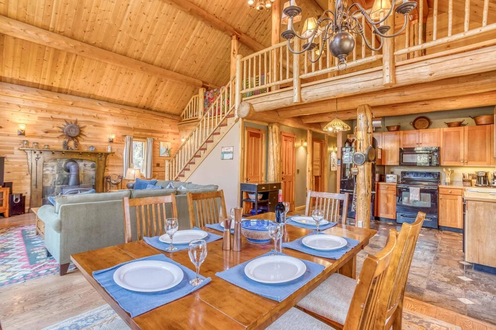 The Stellar Cabins