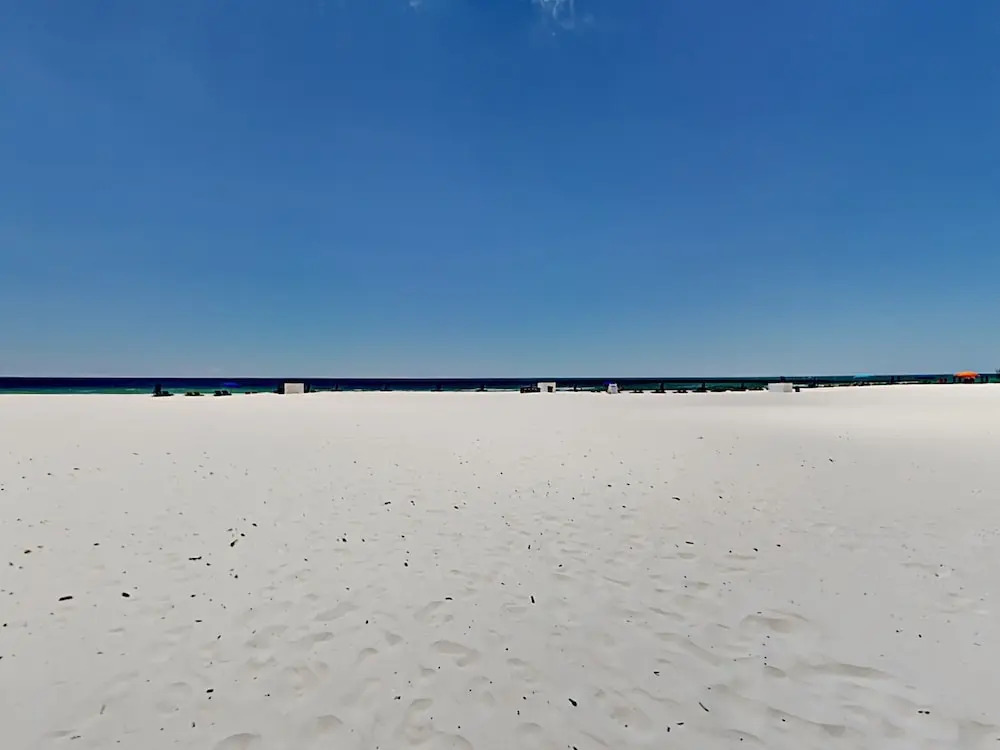 New Listing! Beachfront Corner-unit W/ Pools 3 Bedroom Condo