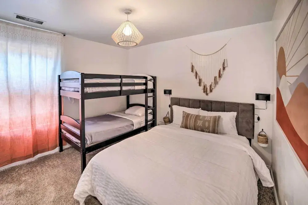 Sunny Page Home: The Gateway to AZ Adventure!