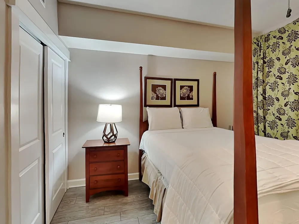 Grand Panama Beach Resort by Panhandle Getaways