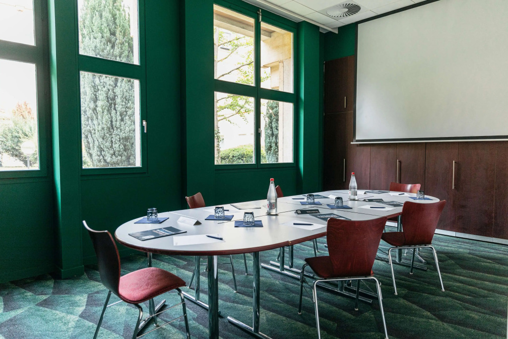 Kyriad Metz Centre - Restaurant Moze