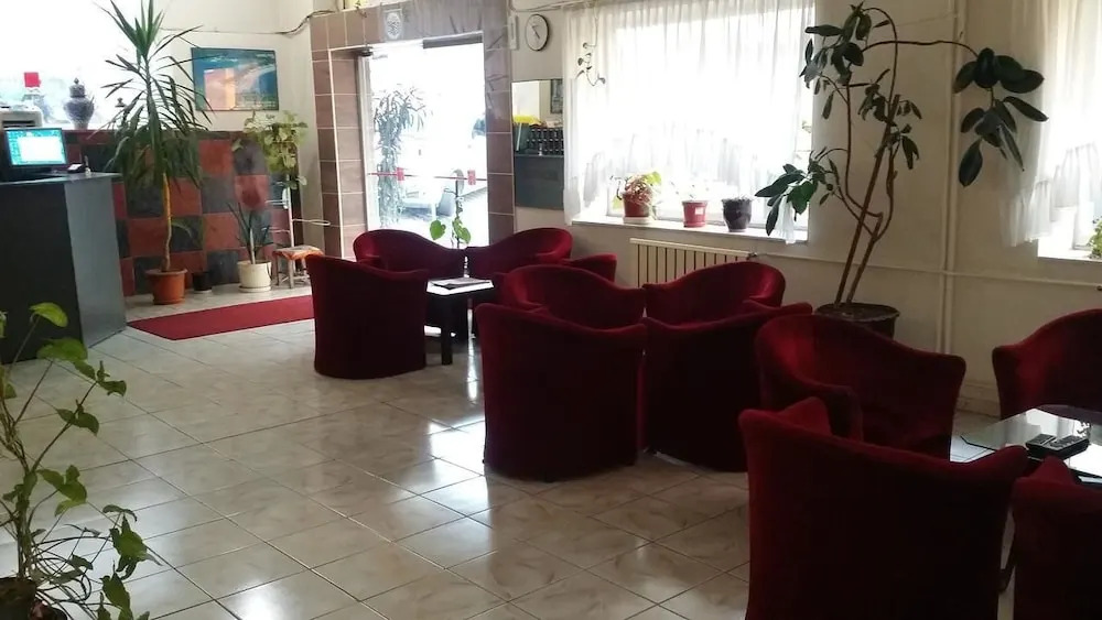 Cetin Hotel