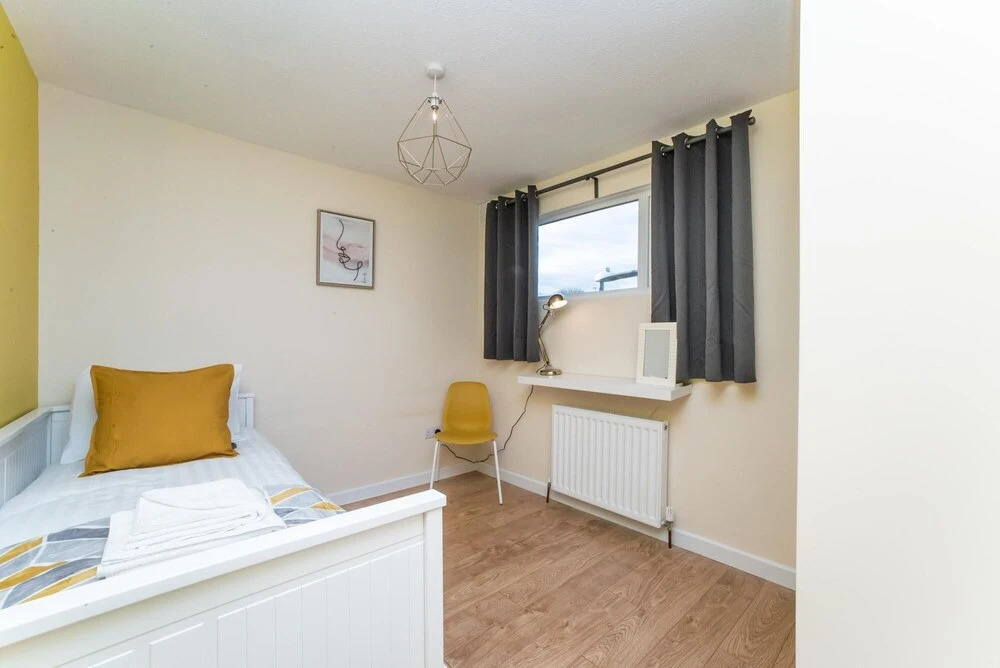 Beautiful 2 bed Apartment (Sleeps 5)