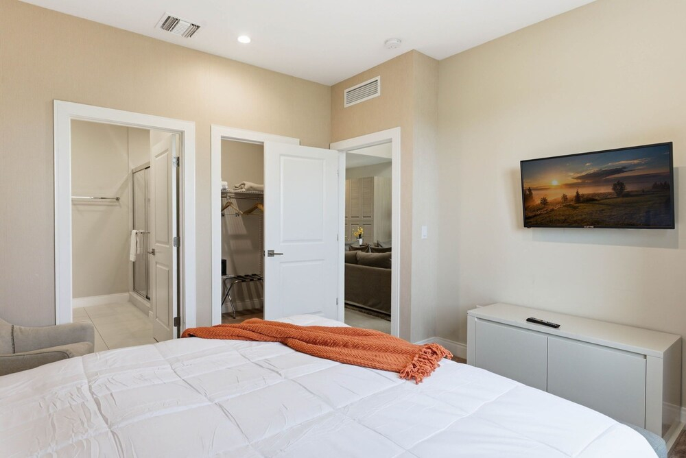 Magic Village 4BR Spacious and Stylish