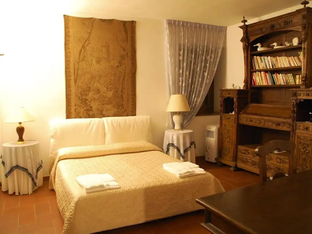 Villa by Lake Trasimeno With Scenic Views
