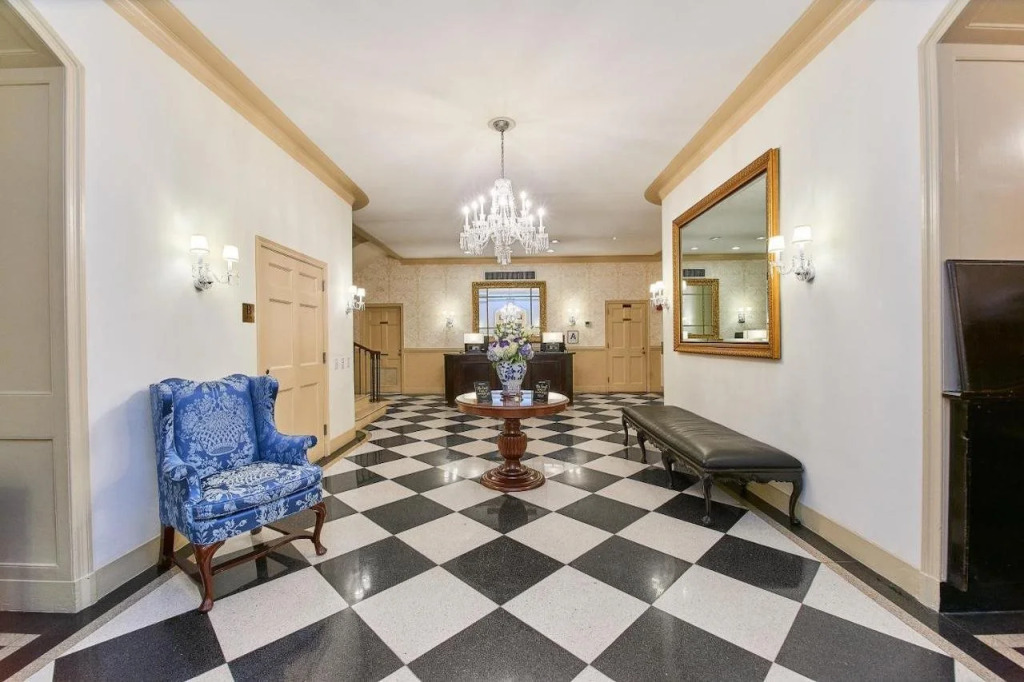 3 West Club