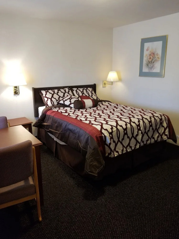 Valley Inn - Lebanon Oregon