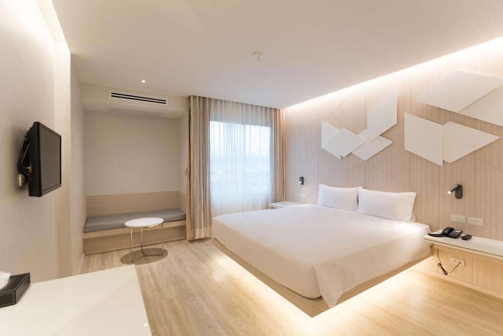 Crystal Hotel Hat Yai