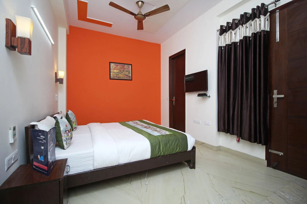 OYO 6601 Mannat Residency