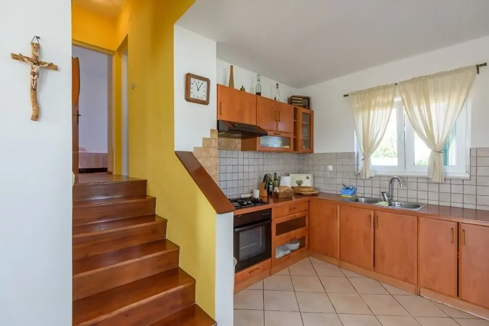 House Mirta