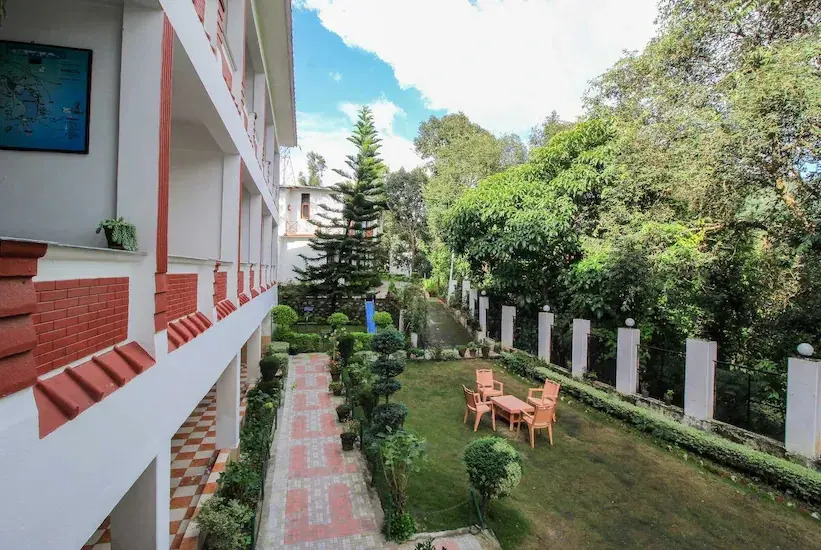 Hotel Maya Regency