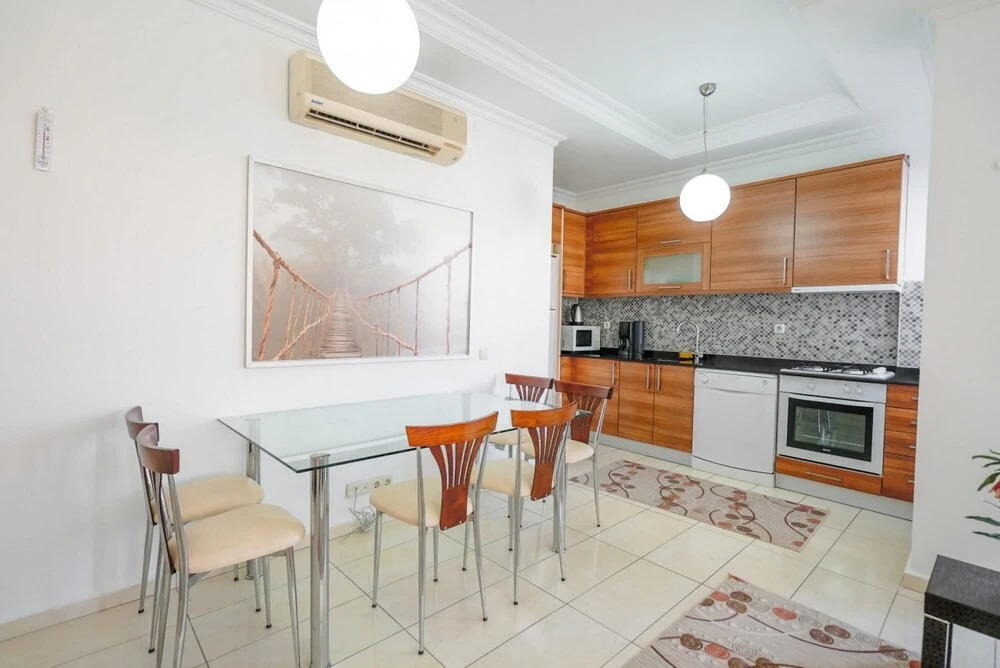 Comfy Flat With Shared Pool in Belek