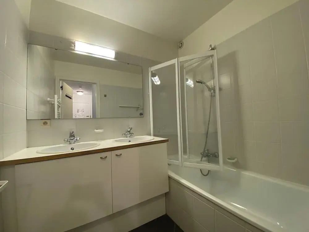 Apartment in Nieuwpoort Near Marina Views