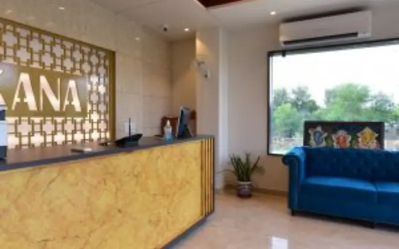 Hotel Ekana