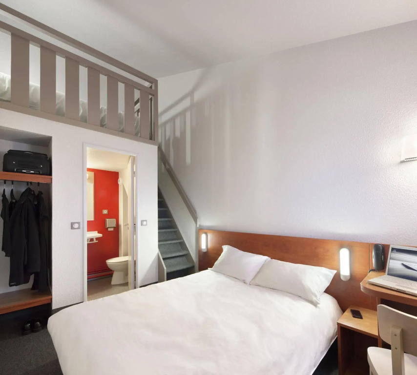 B&B HOTEL La Rochelle Angoulins