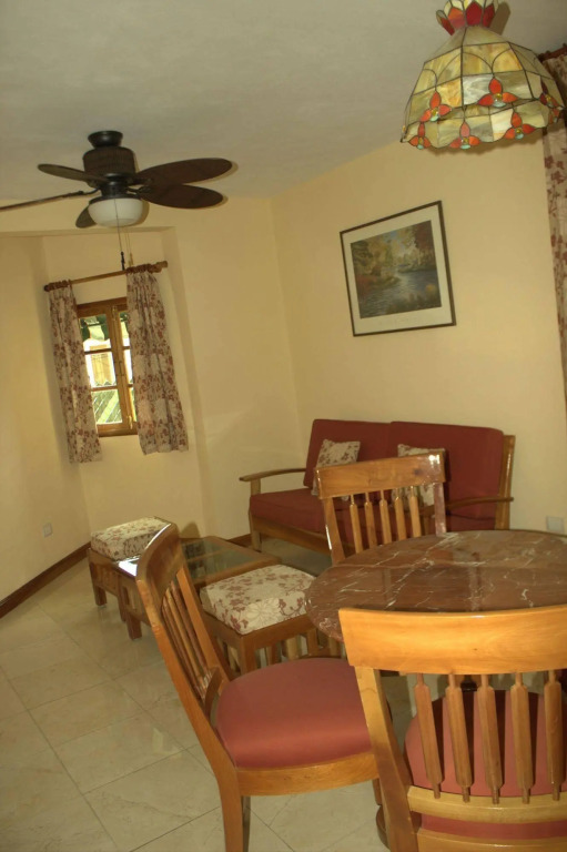 Cancun International Suites