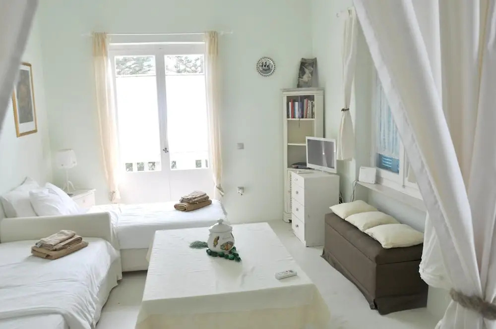 Apartment With 2 Bedrooms in Psathi, With Wonderful sea View and Furni