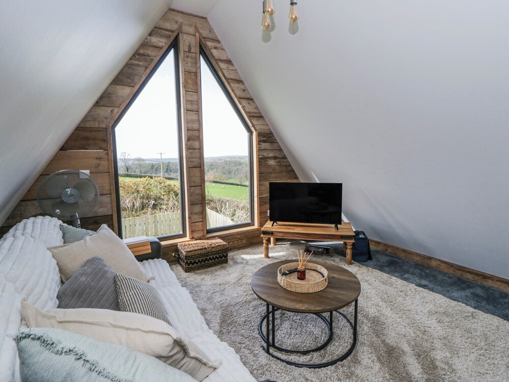 Valley View Hideaway