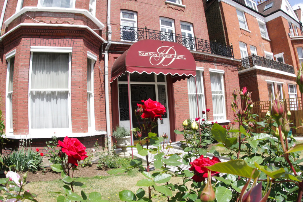Dawson House Hotel - Guest House