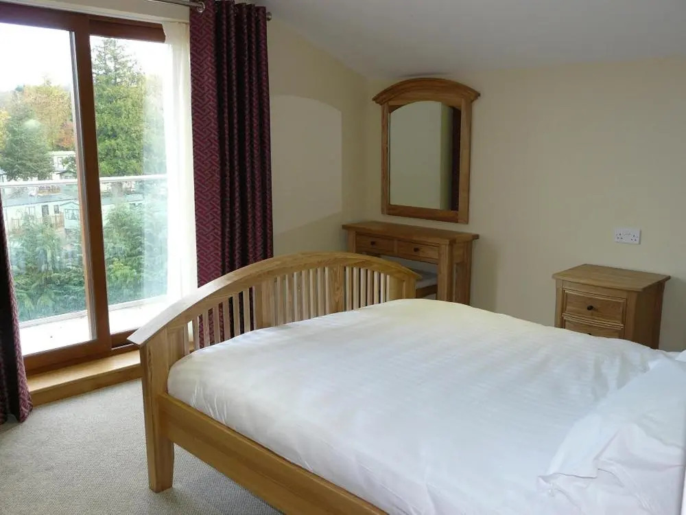 Redwood Lodge