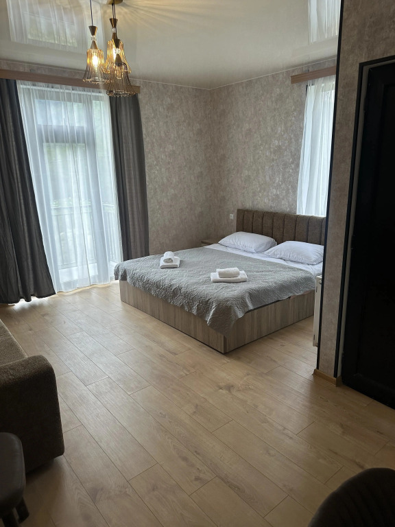 Emerald Hotel
