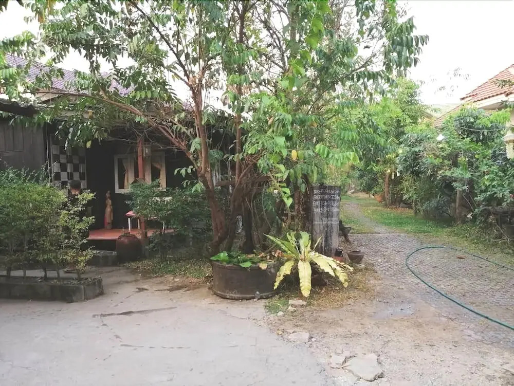 OYO 1155 Bikers House And Enduro Tours Chiang Mai