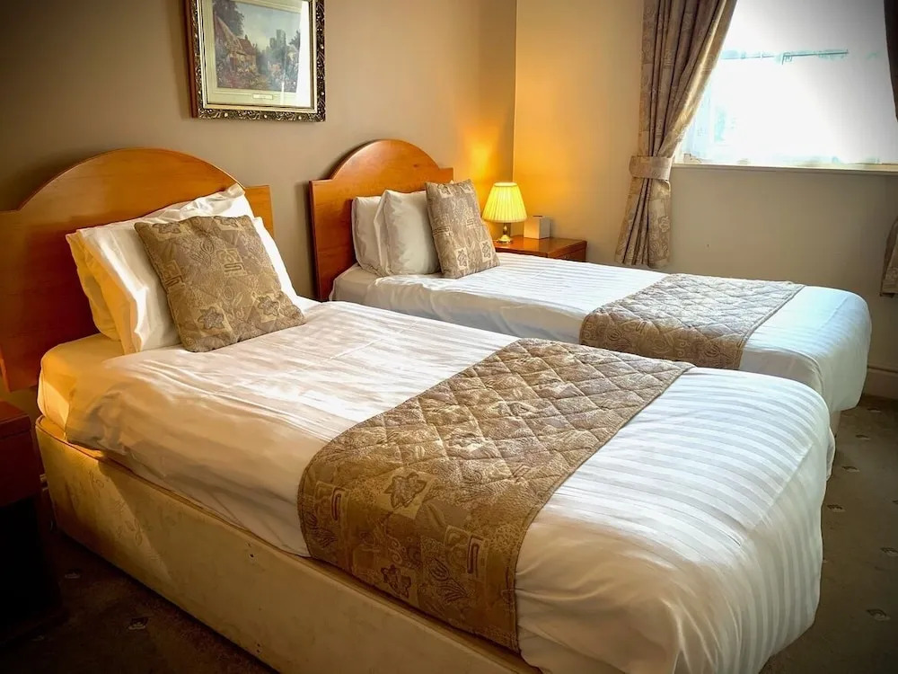 Healds Hall Hotel