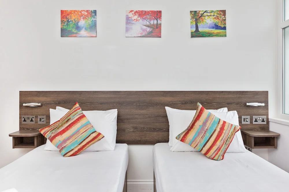 Metro Service Apartments Bedford