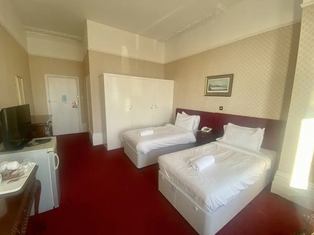 OYO Diamond Hotel Eastbourne