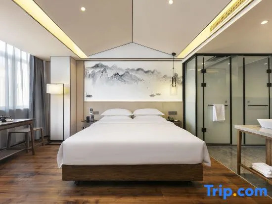 Stranger Light Residence Hotel (Shangqiu Wanda Plaza Store)