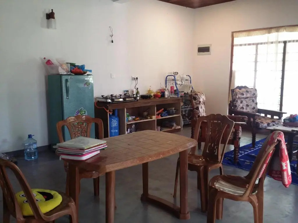 Pathum Family Home