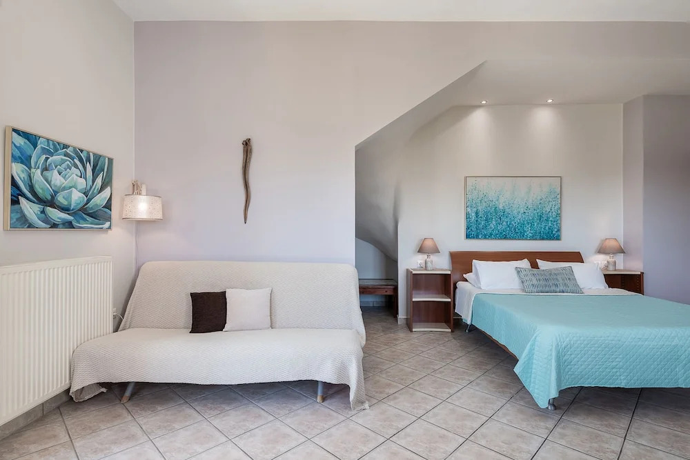 Andromia Studios & Apartments
