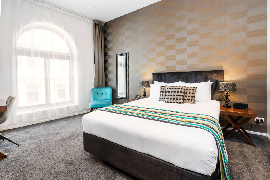 Hotel 115