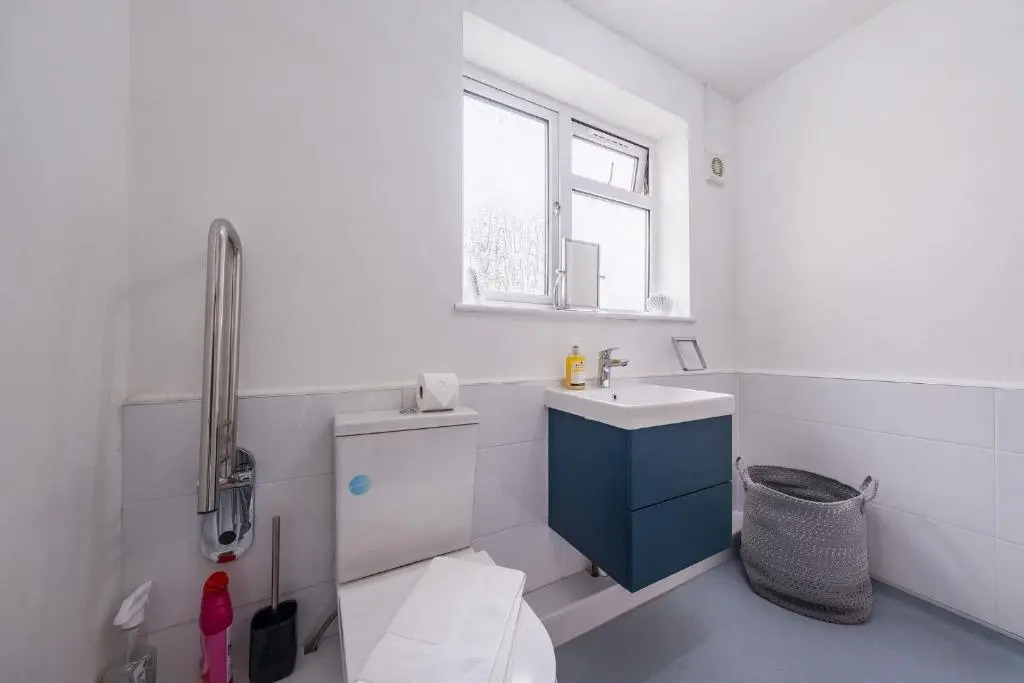 Stunning 4 BD Bungalow Banbury Northamptonshire