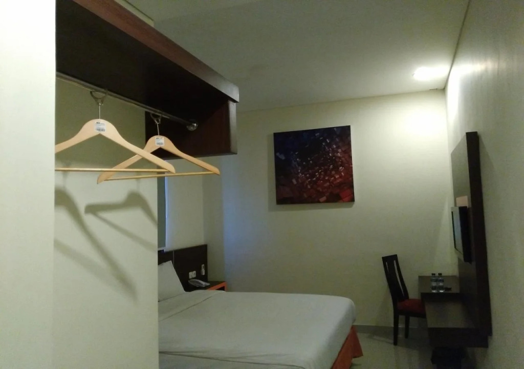 Hotel Alpha Makassar RedPartner