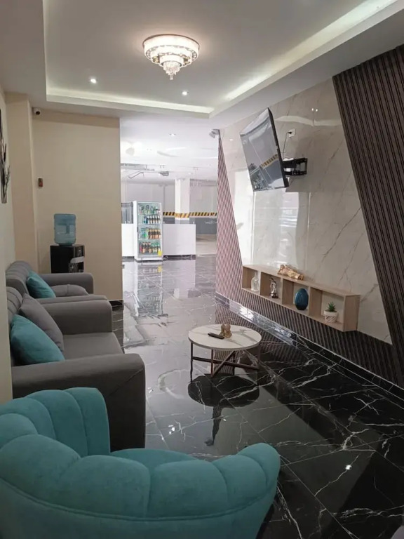 Hostal Kapital City