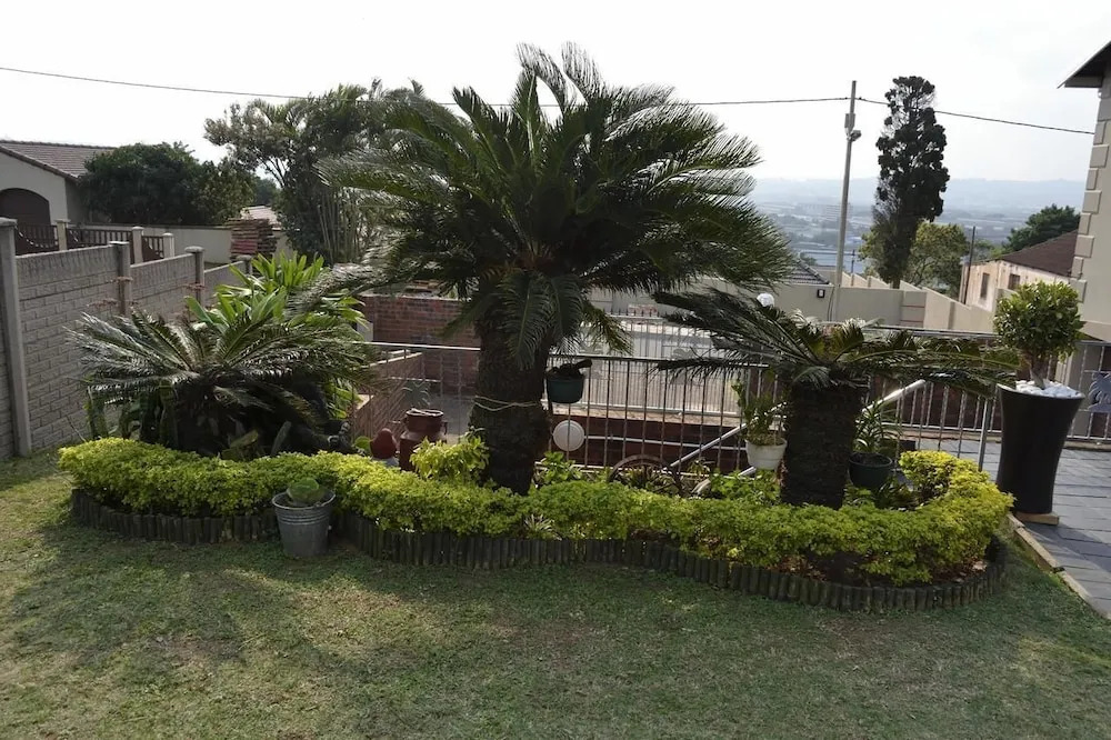 Acquila Guest House