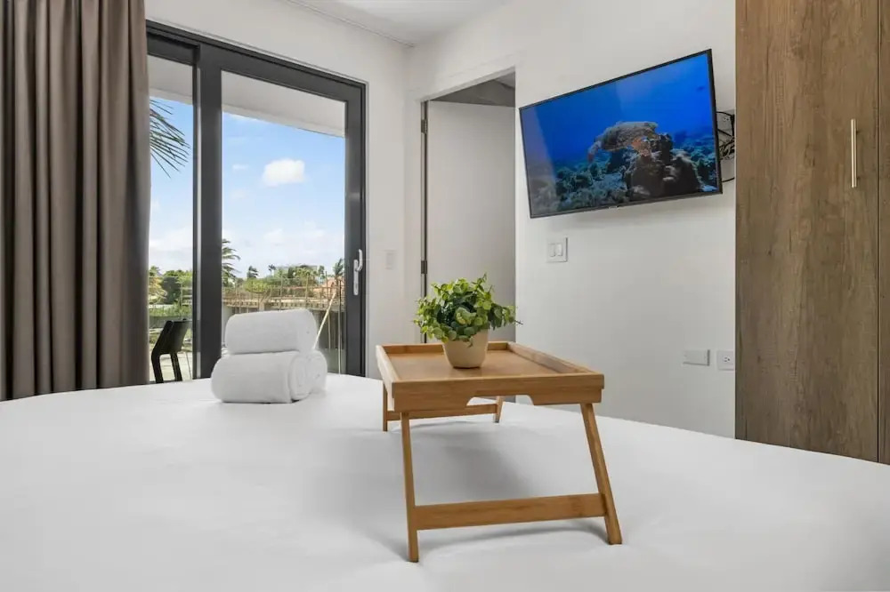 Serene Designer Gem Walk to Beach Strip Pool