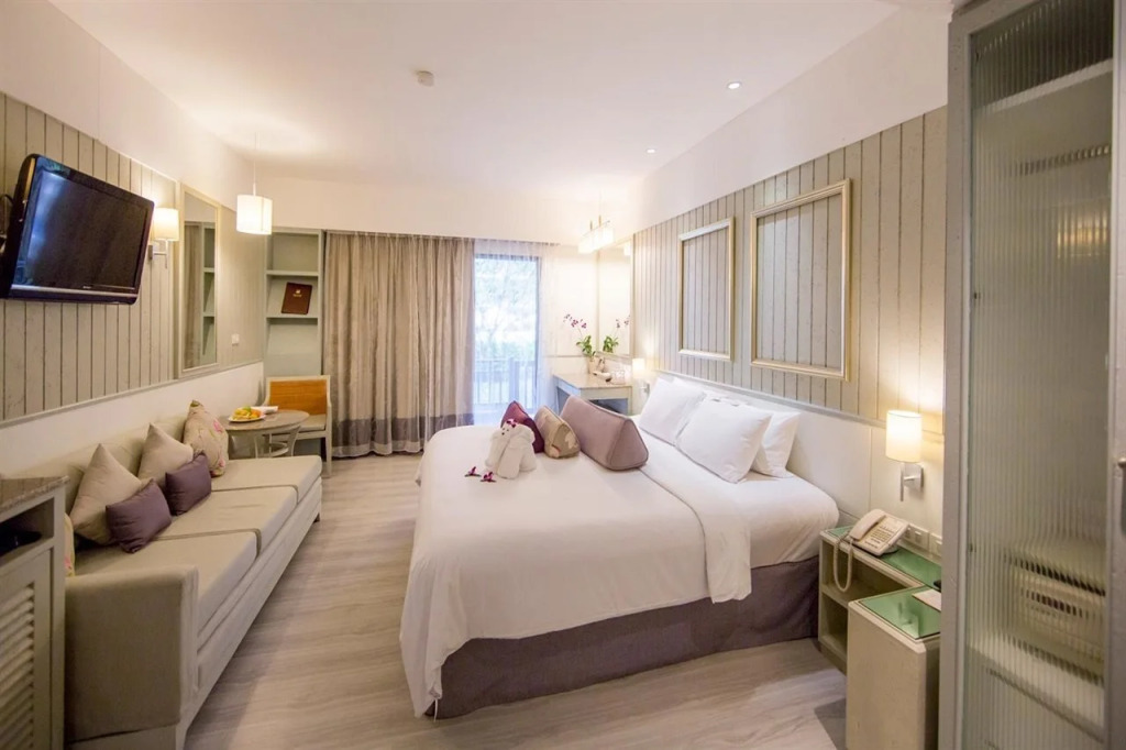 Katathani Phuket Beach Resort - SHA Extra Plus