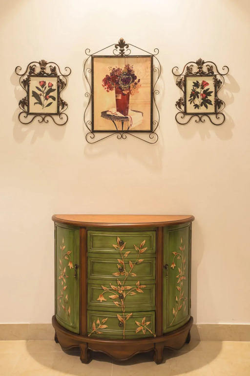 Dinh Elegant Hanoi Hotel