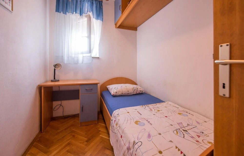Awesome Home In Kastel Sucurac